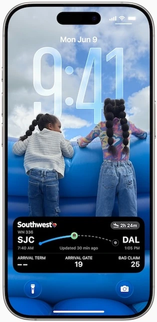 iOS-26-Lock-Screen
